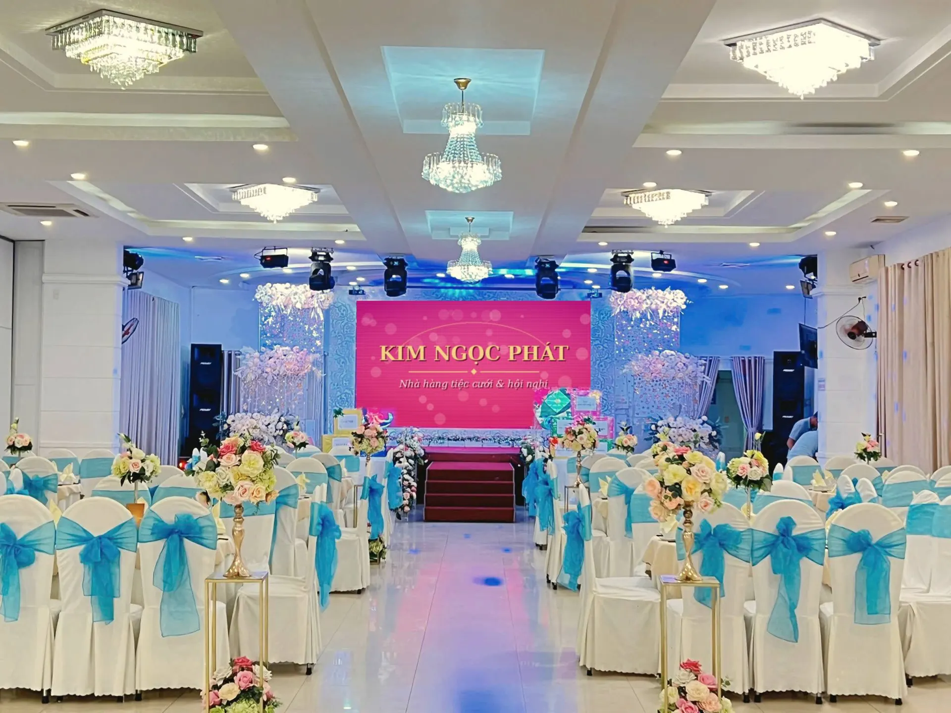 Liên hoan & sinh nhật tại nhà hàng Kim Ngọc Phát
